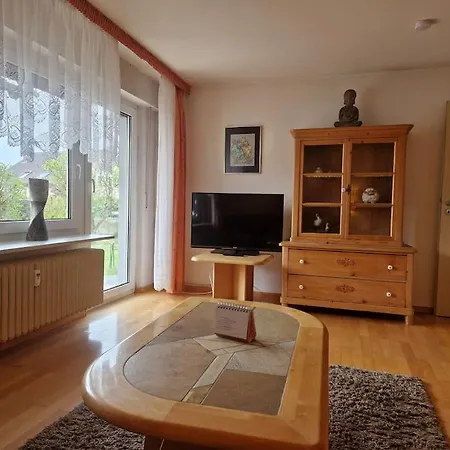 Schoene Mit Terrasse Nahe Schweizer Grenze *