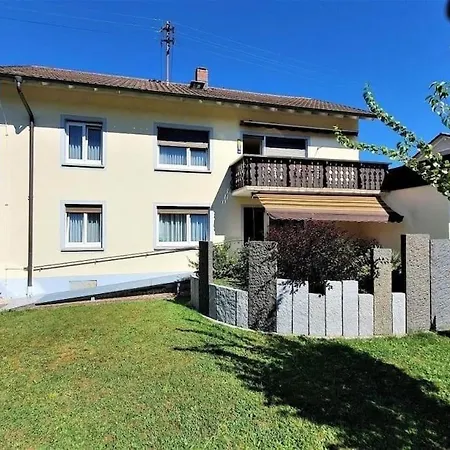 Schoene Mit Terrasse Nahe Schweizer Grenze * Kussaberg